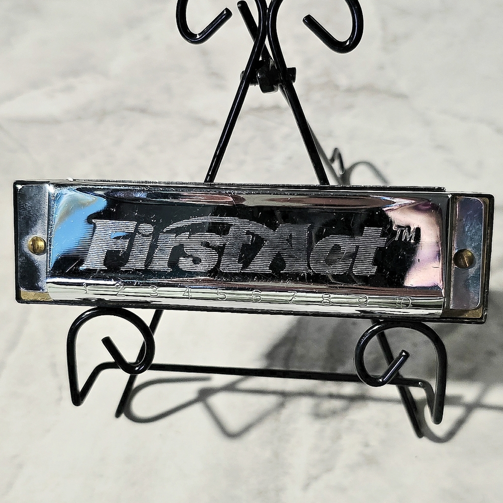 First Act Discovery 10-Hole Harmonica - Key of C - Beginner